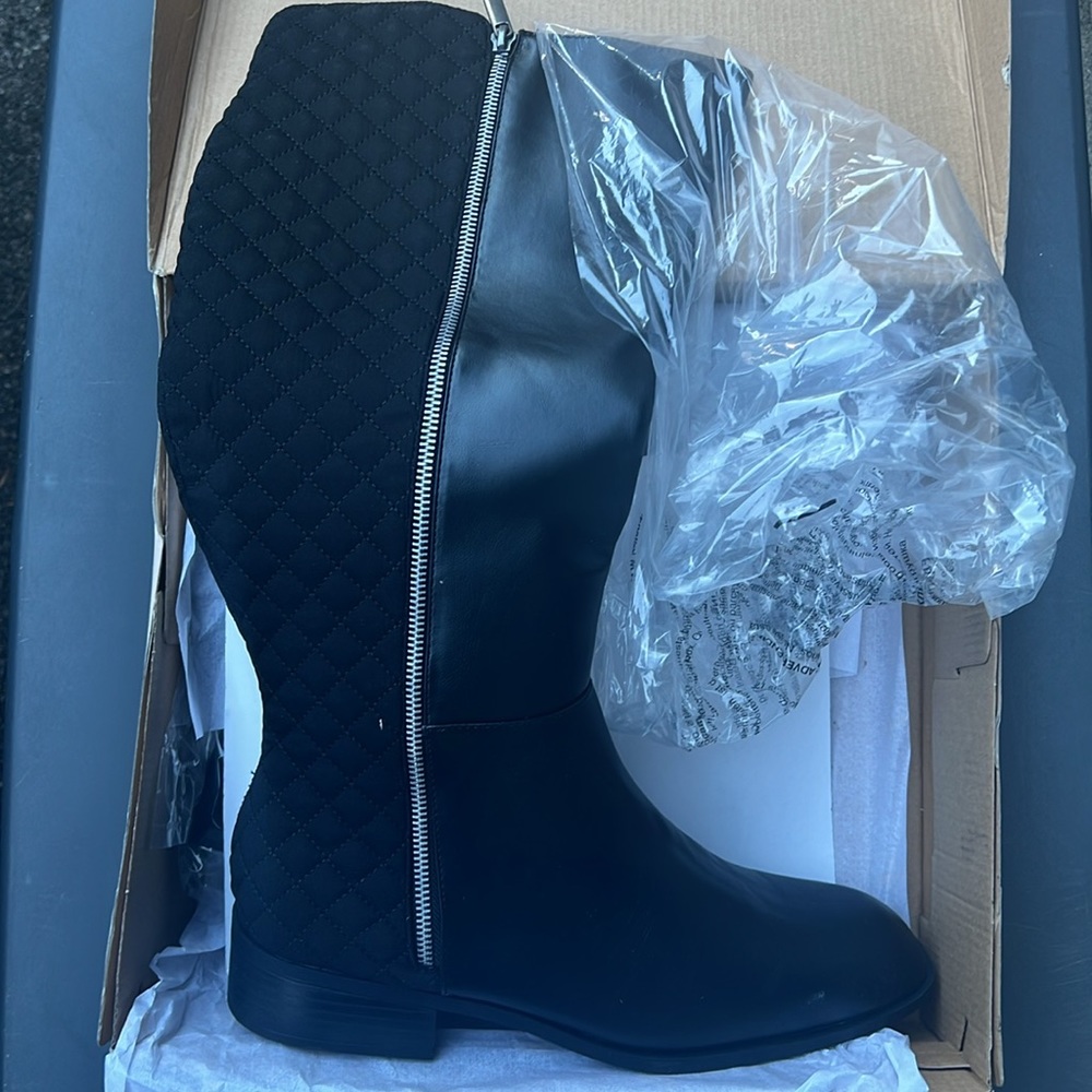 Side-Zip Tall Boot - Picture 3 of 3